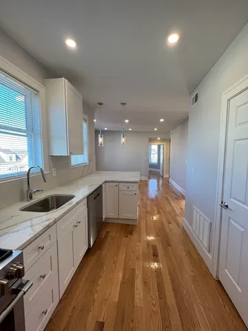 $4,725 | 75 Winchester Street, Unit 3, Medford, MA 02155