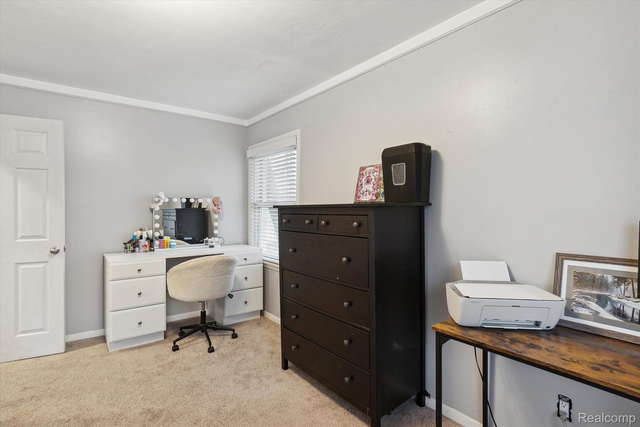 18234 Farmington Road Livonia, MI 48152 - Photo 25 of 37