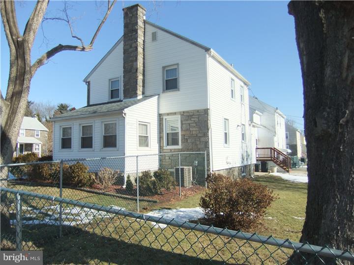 367 Wyndmoor Road Springfield, PA 19064 - Photo 19 of 25 Exterior Side
