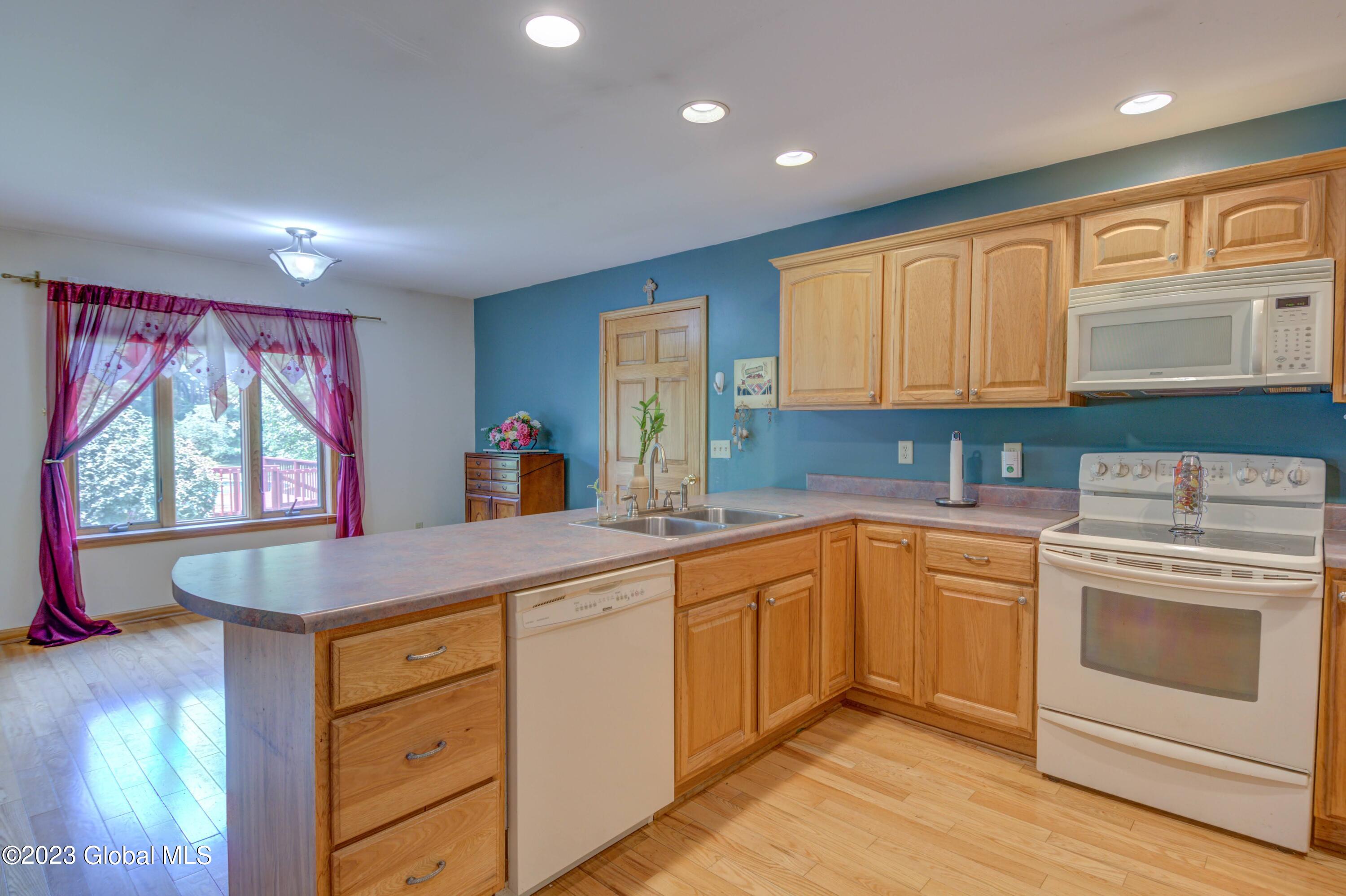 149 Eccles Drive Perth, NY 12086 - Photo 25 of 77 43-149 ECCLES DR