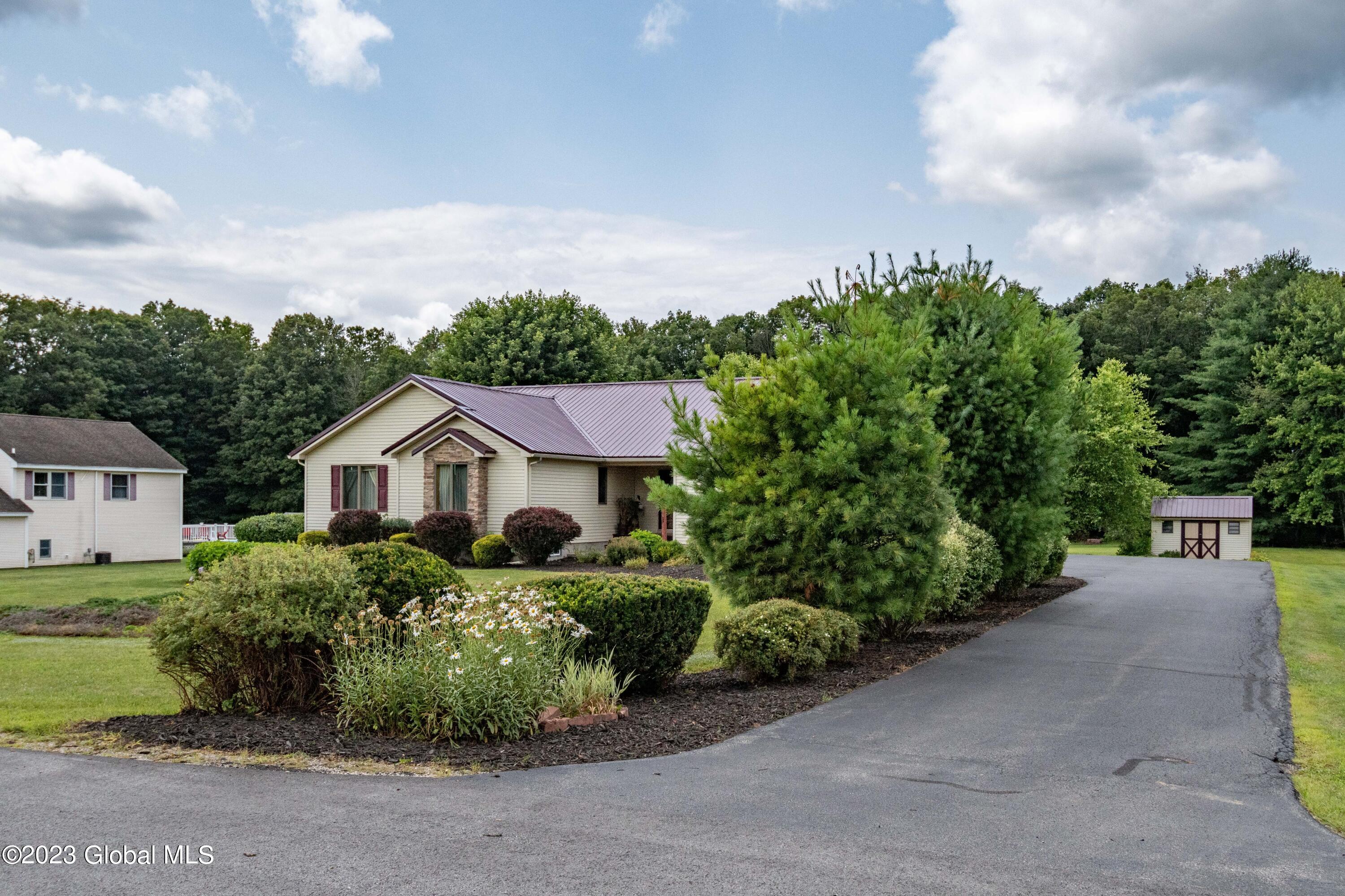 149 Eccles Drive Perth, NY 12086 - Photo 6 of 77 18-149 ECCLES DR