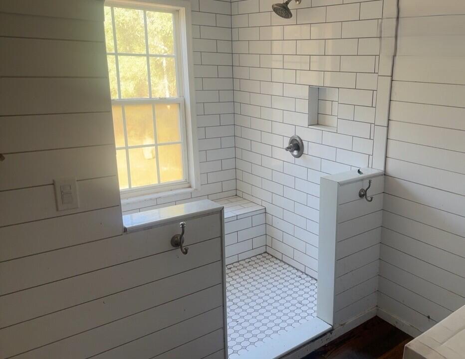 1275 Old Sardis Road Sardis, GA 30456 - Photo 15 of 19 master bath - second level