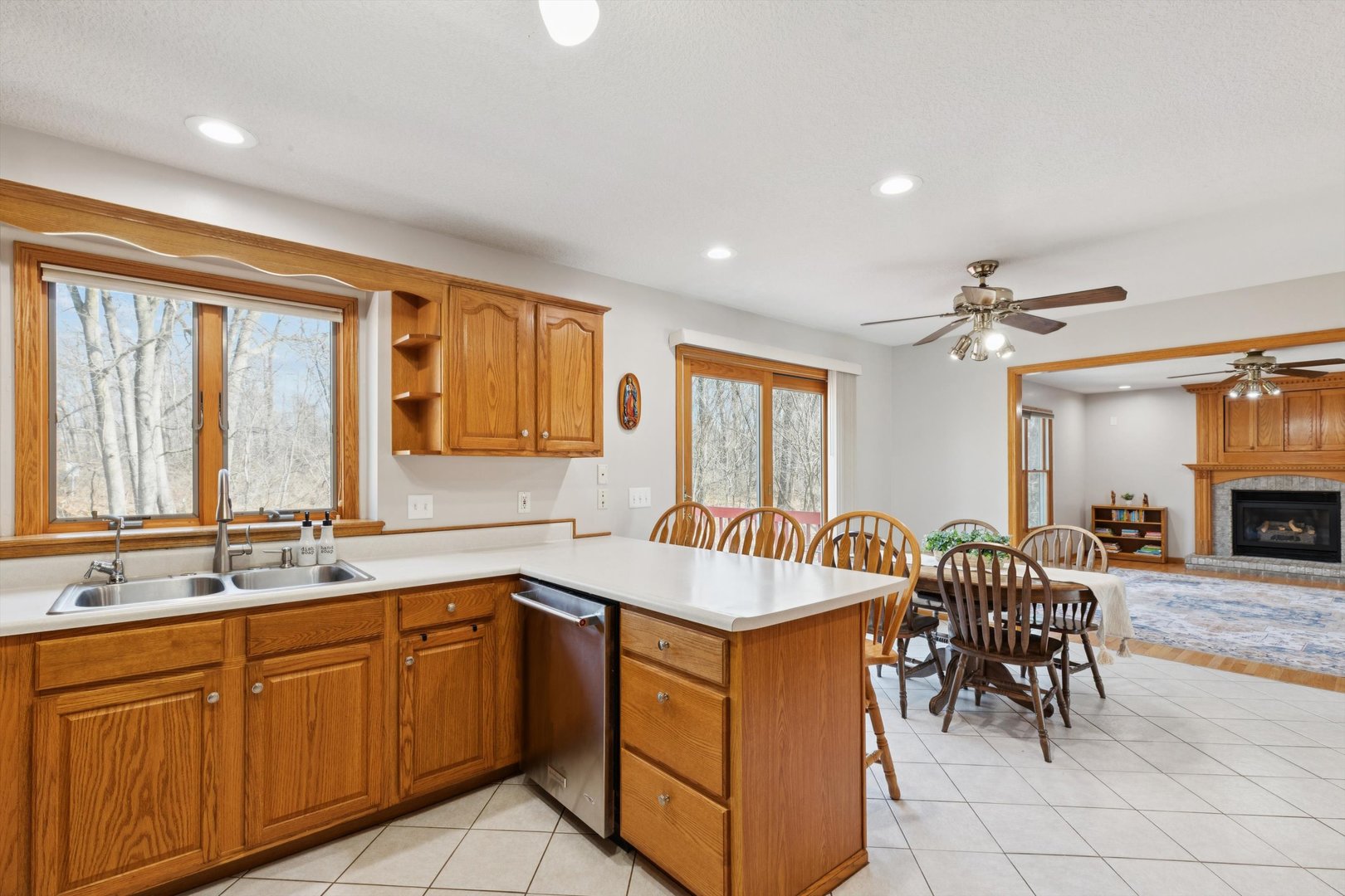 1217 28th Avenue Silvis, IL 61282 - Photo 16 of 46