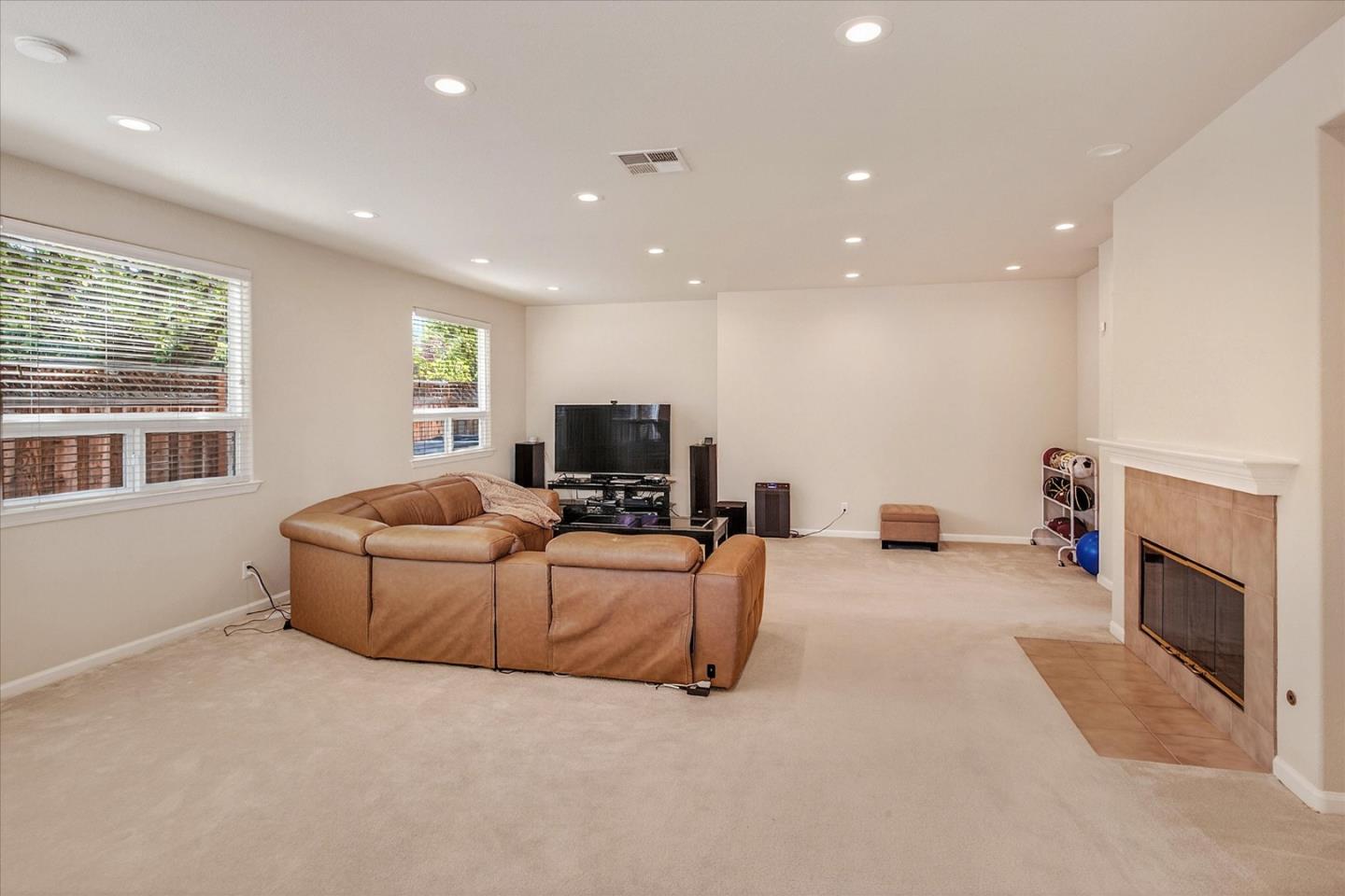 122 Piedmont Road Milpitas, CA 95035 - Photo 16 of 44