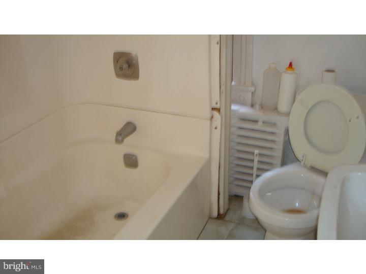 828 North 11th Street Reading, PA 19604 - Photo 13 of 18