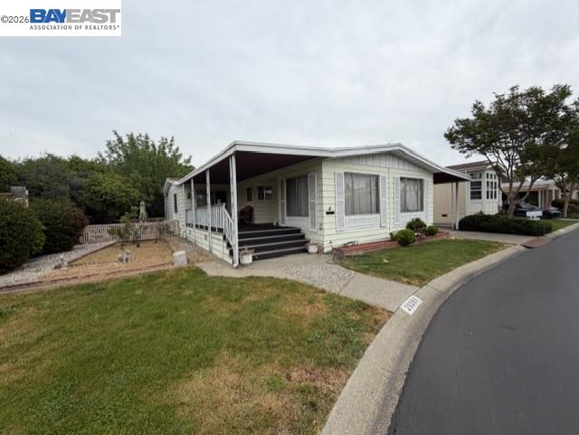 29266 Nantucket Way Hayward, CA 94544 - Photo 17 of 24 a view of a house with backyard and trees