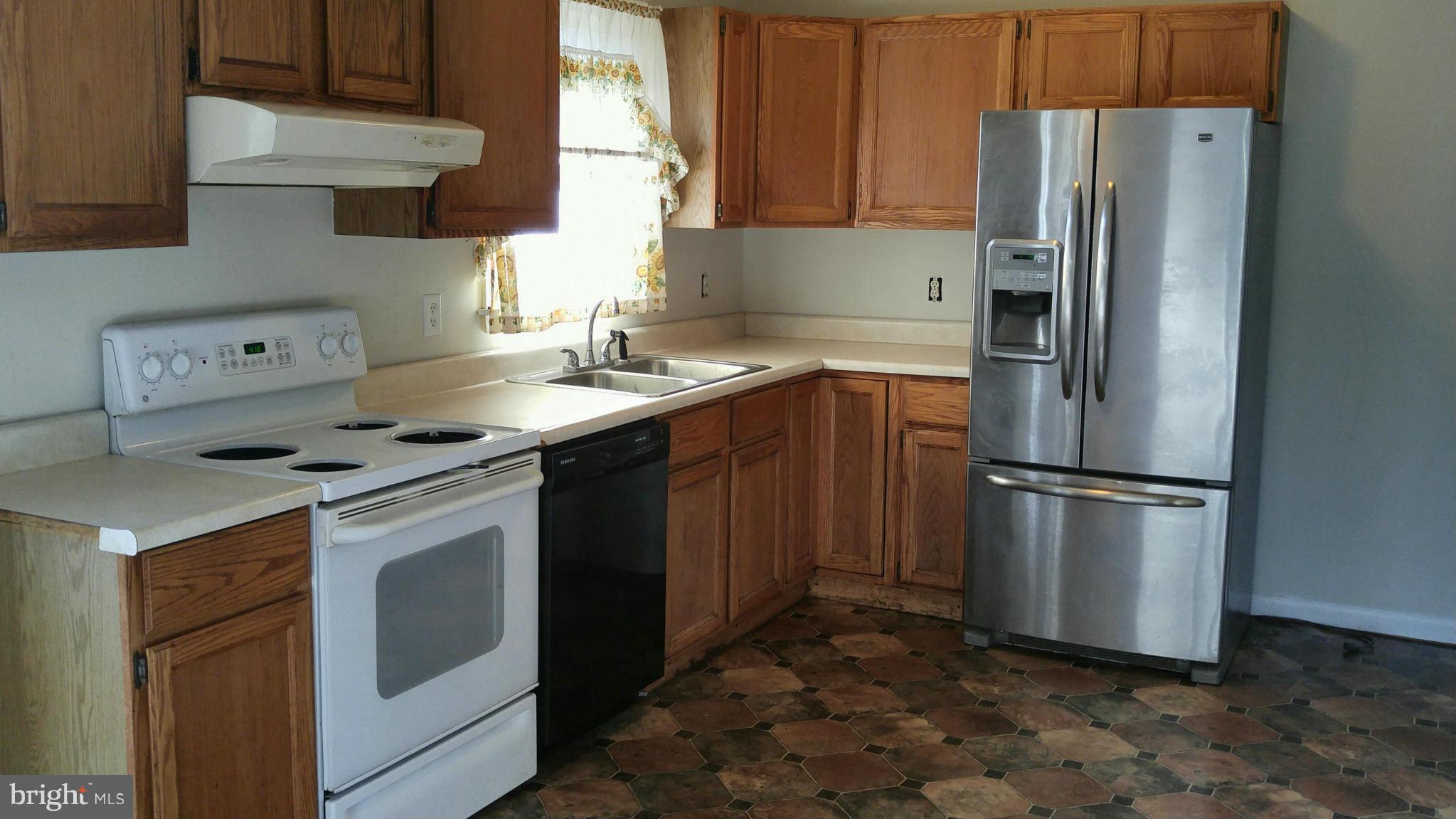 107 Tennessee Road Stevensville, MD 21666 - Photo 6 of 18 Kitchen