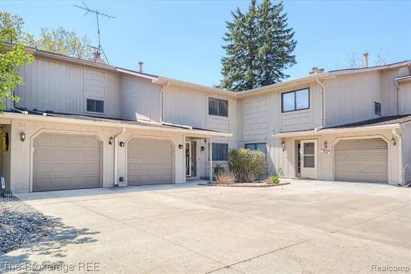 $219,000 | 9538 Fenhill Drive, Grand Blanc, MI 48439