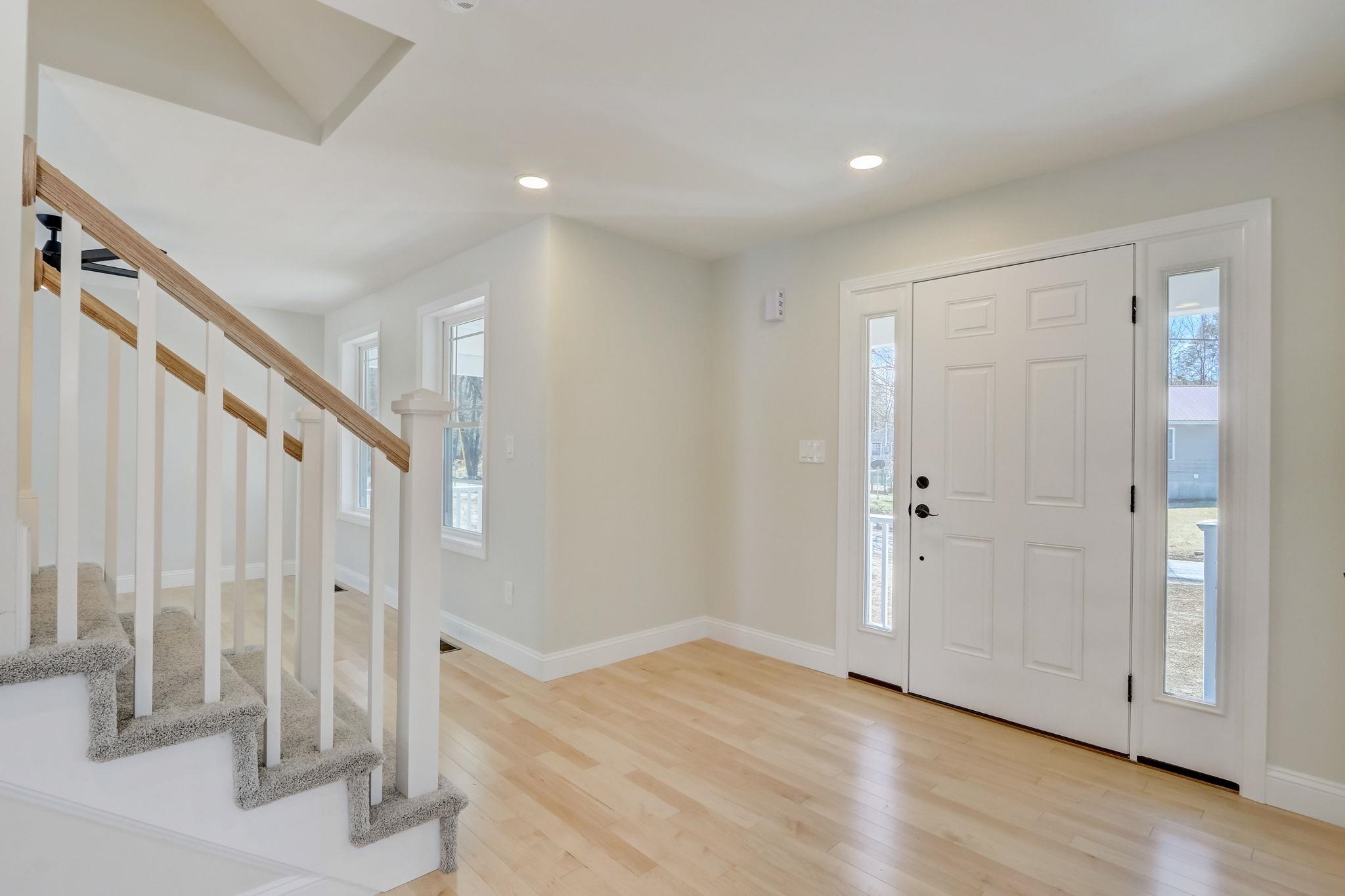 7 A Aruda Road Sandown, NH 03873 - Photo 13 of 40