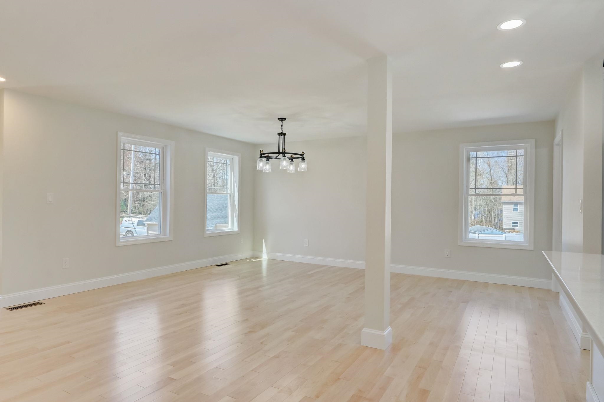 7 A Aruda Road Sandown, NH 03873 - Photo 3 of 40