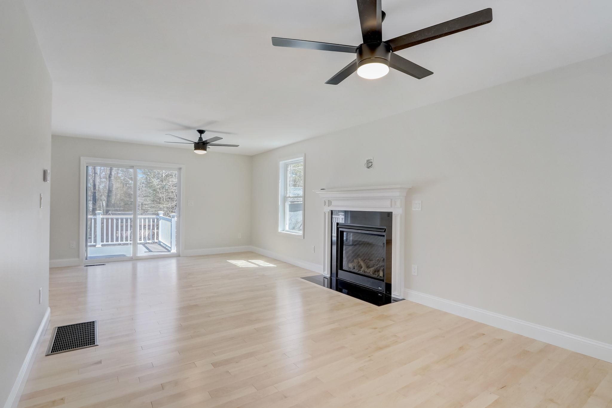 7 A Aruda Road Sandown, NH 03873 - Photo 6 of 40