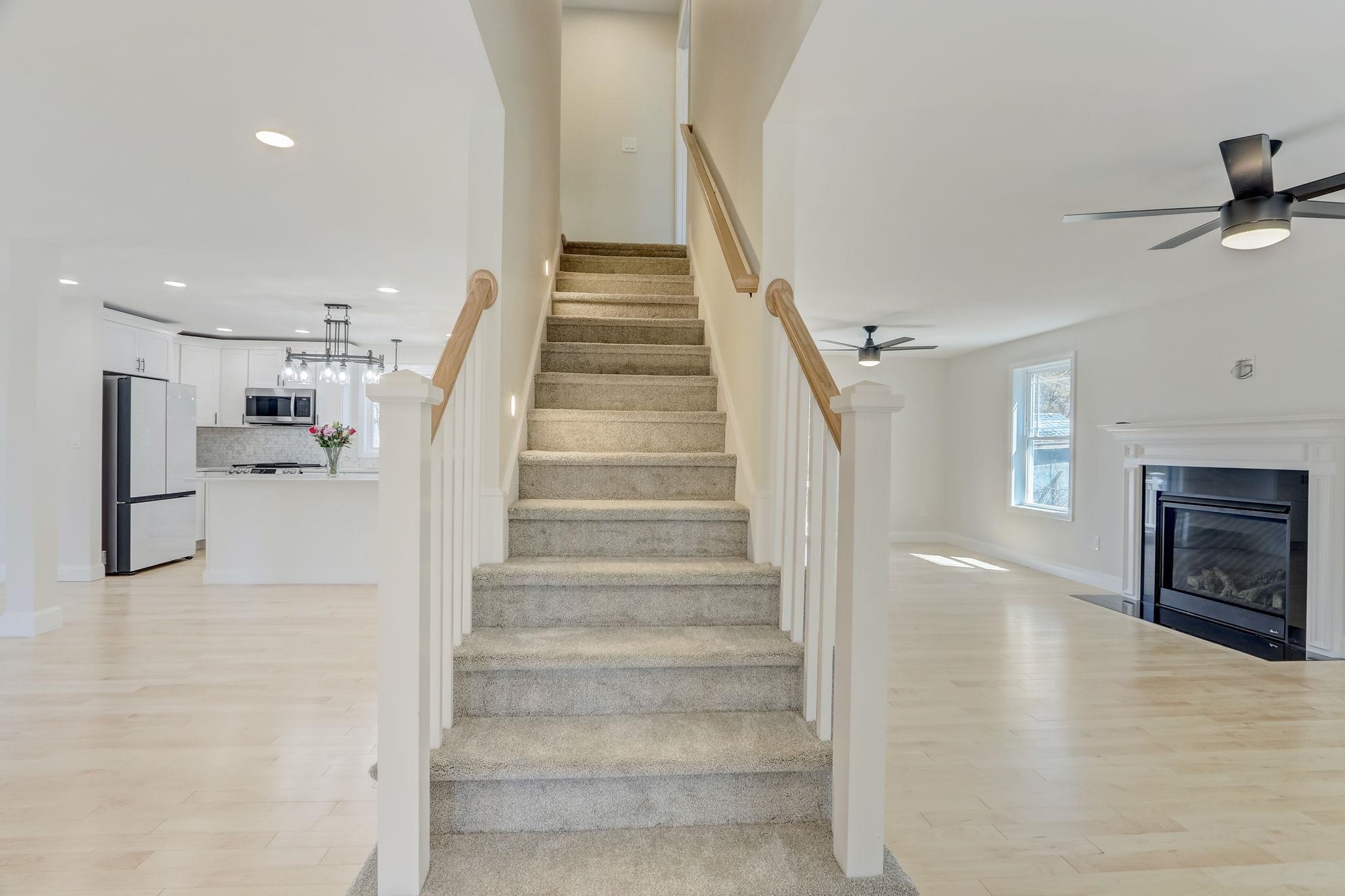 7 A Aruda Road Sandown, NH 03873 - Photo 7 of 40