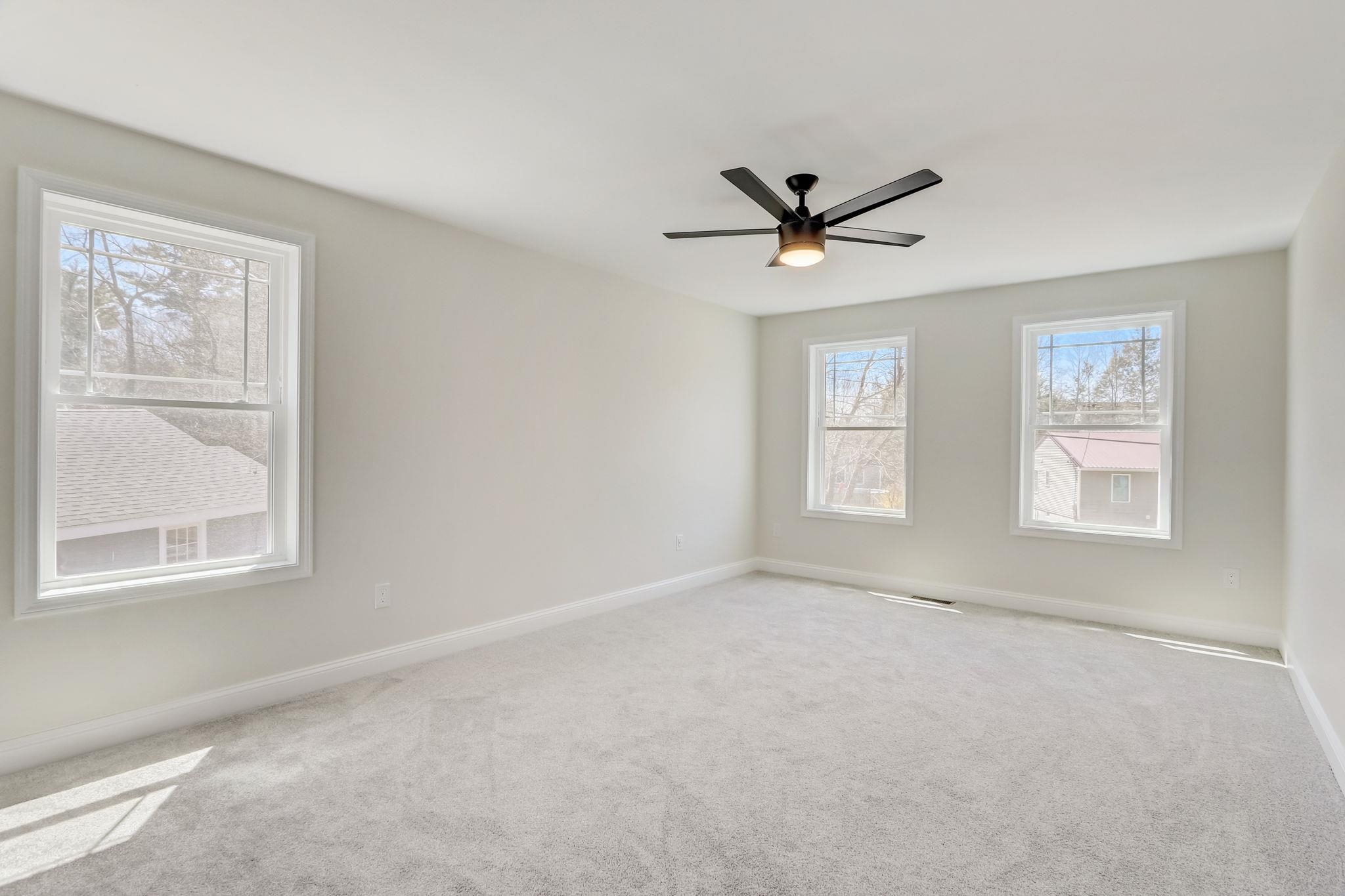 7 A Aruda Road Sandown, NH 03873 - Photo 9 of 40