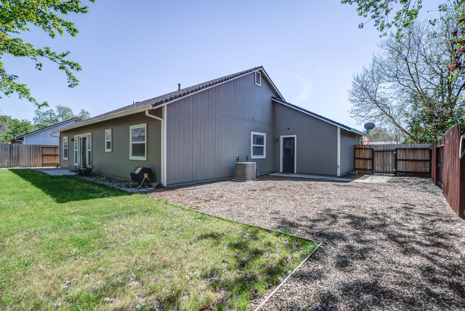 2030 Pebblestone Drive Red Bluff, CA 96080 - Photo 41 of 43