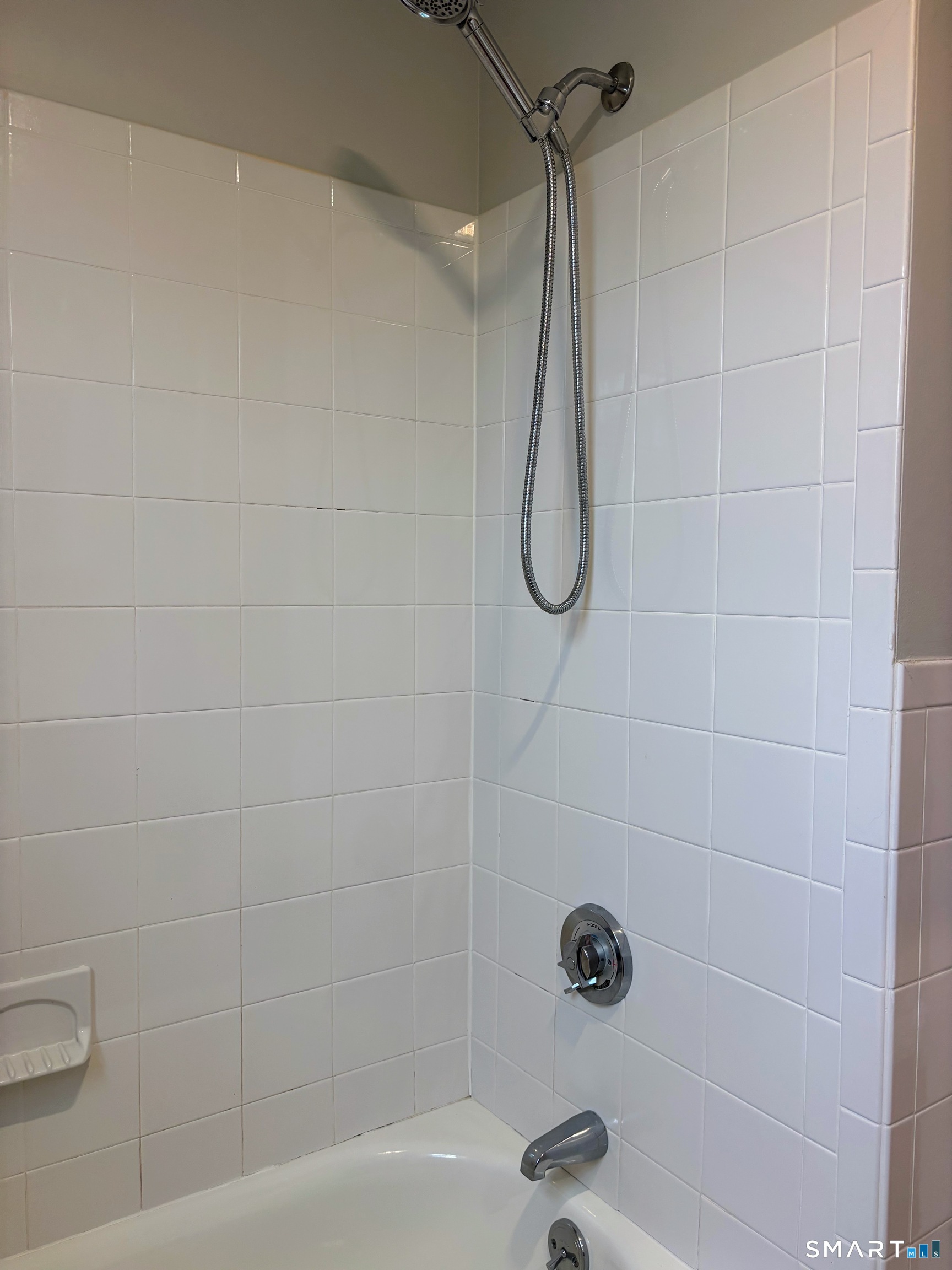 8 Canterbury Lane, Unit 2 Clinton, CT 06413 - Photo 8 of 12