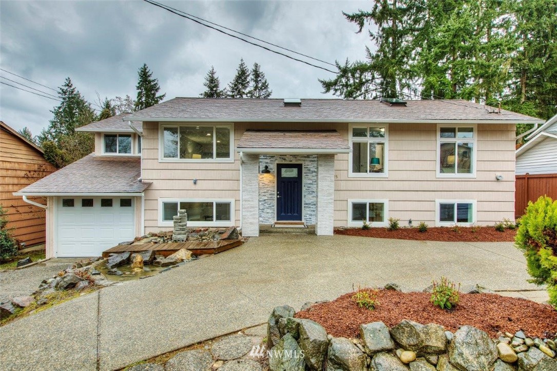 4425 Southeast 4th Place Renton, WA 98059 - Photo 1 of 35