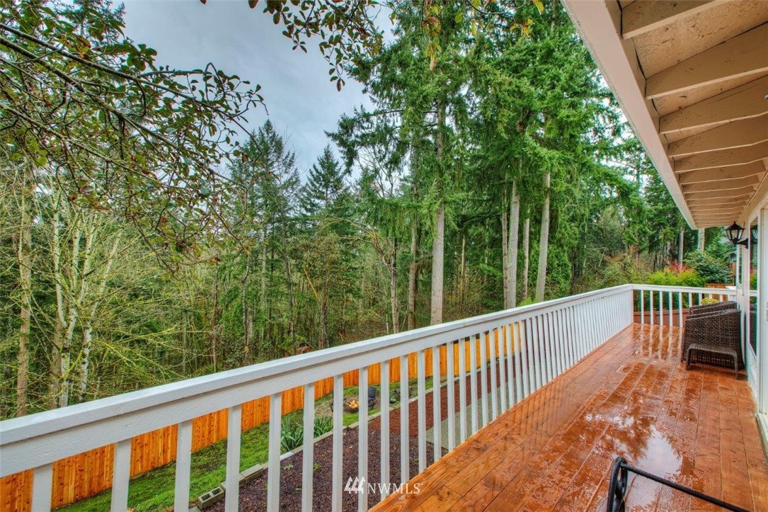 4425 Southeast 4th Place Renton, WA 98059 - Photo 2 of 35