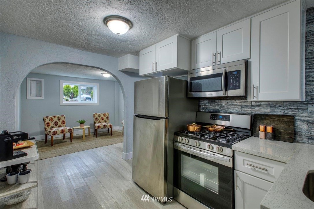 4425 Southeast 4th Place Renton, WA 98059 - Photo 19 of 35