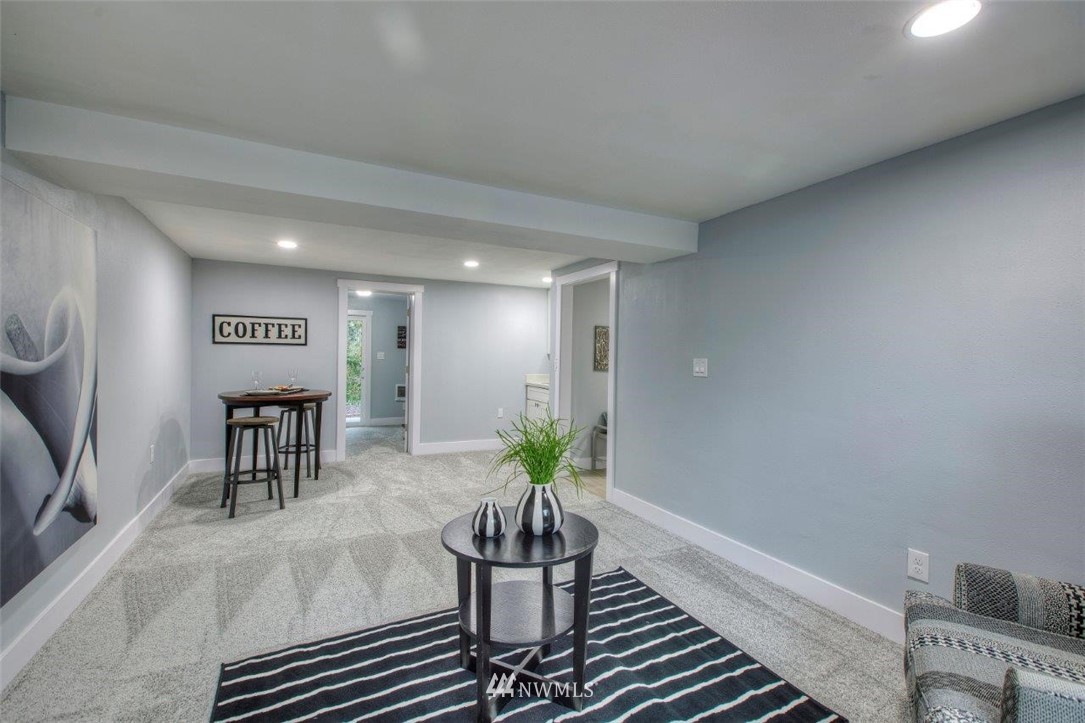 4425 Southeast 4th Place Renton, WA 98059 - Photo 23 of 35