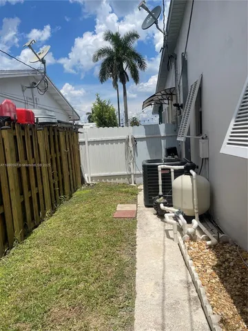 a view of a living room with furniture