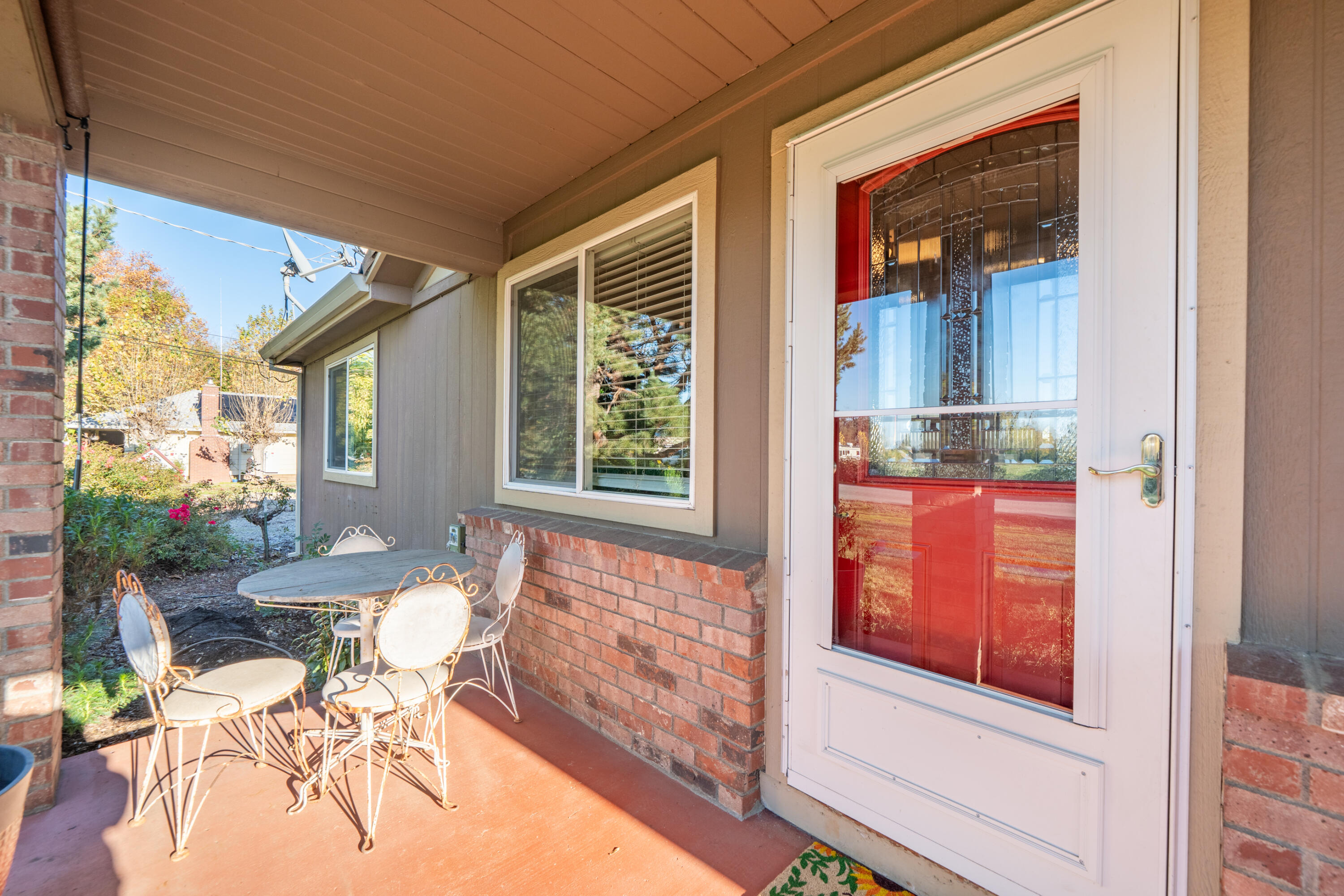 2385 Alexander Avenue Anderson, CA 96007 - Photo 5 of 72 2385 Alexander Ave-9