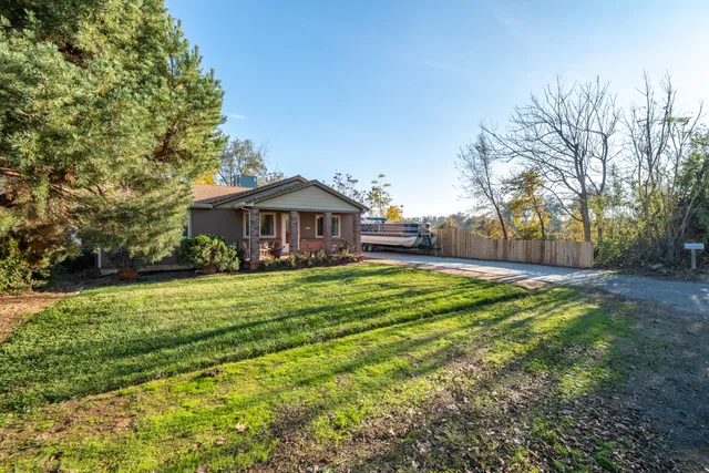 $360,000 | 2385 Alexander Avenue, Anderson, CA 96007