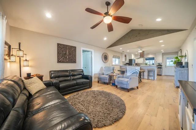 $360,000 | 2385 Alexander Avenue, Anderson, CA 96007