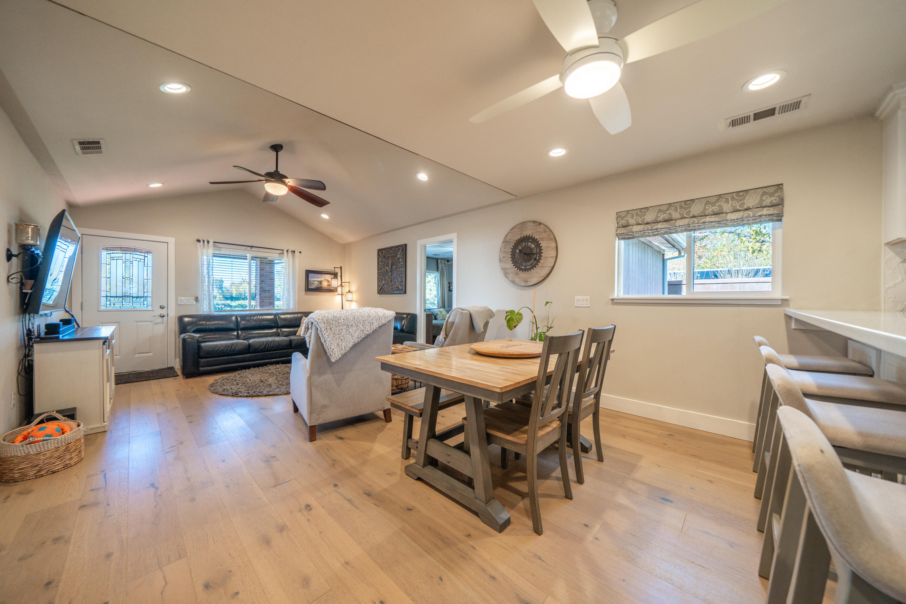 2385 Alexander Avenue Anderson, CA 96007 - Photo 10 of 72 2385 Alexander Ave-14