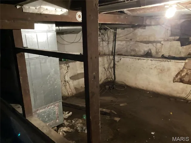 $38,000 | 723 St John Street, Greenville, IL 62246