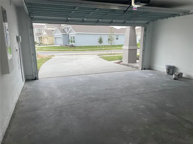 $2,250 | 612 Daring Drive, Davenport, FL 33837