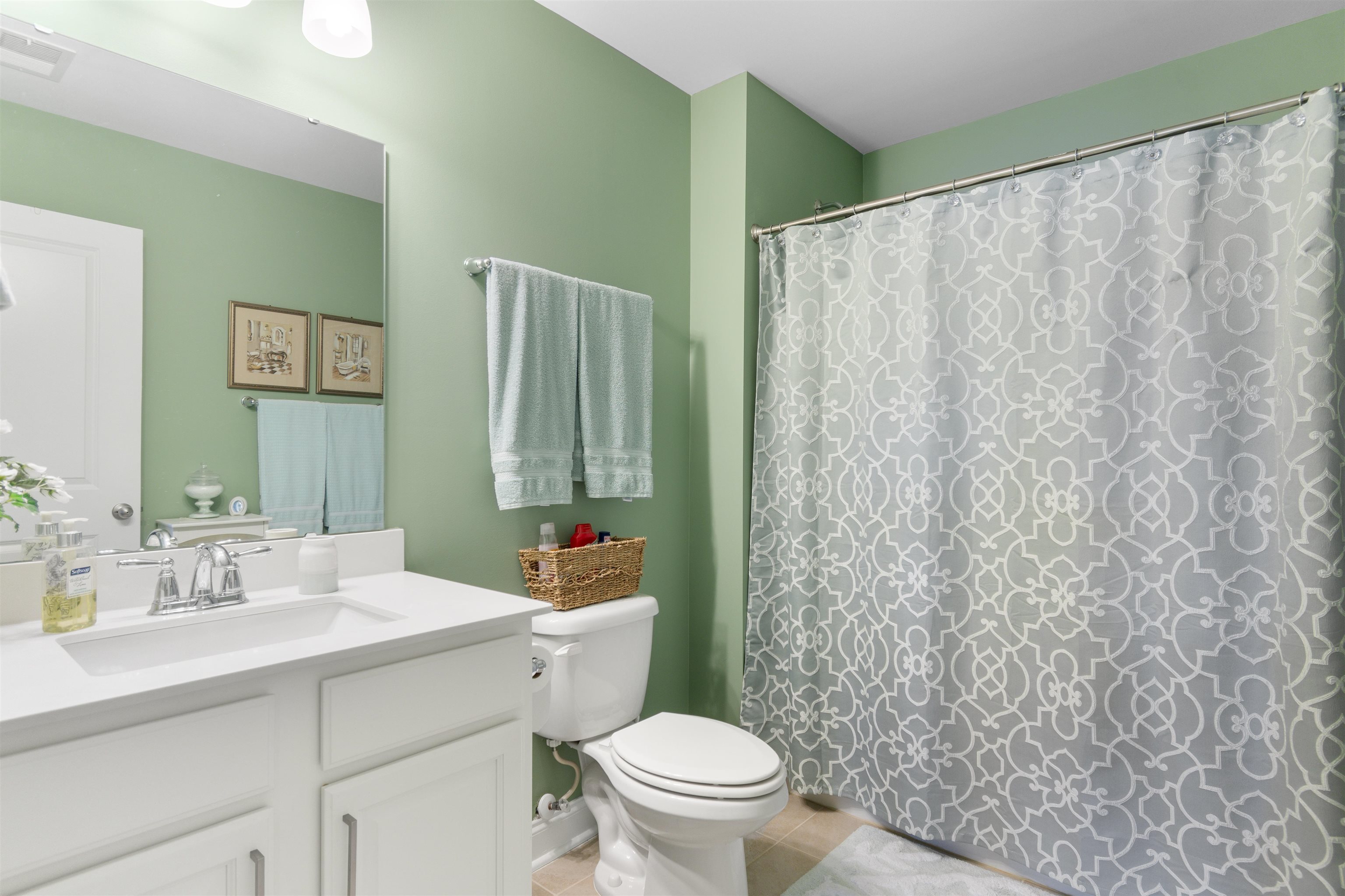 5459 Elba Way, Unit 1501 Myrtle Beach, SC 29579 - Photo 23 of 31 Carpeted bedroom featuring vaulted ceiling and a ceiling fan
