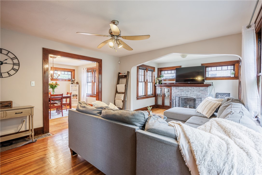 39 Brockley Road Irondequoit, NY 14609 - Photo 6 of 47