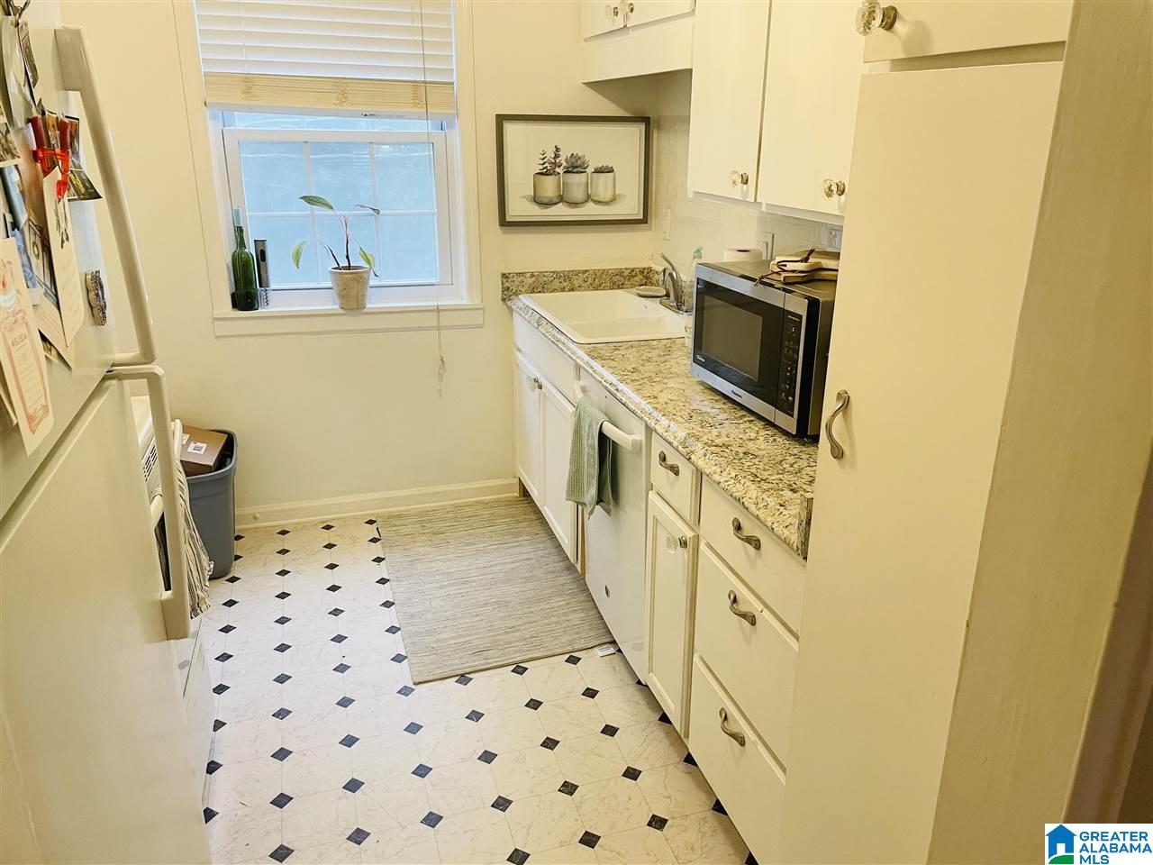 206 Fox Hall Road, Unit D Birmingham, AL 35213 - Photo 11 of 11