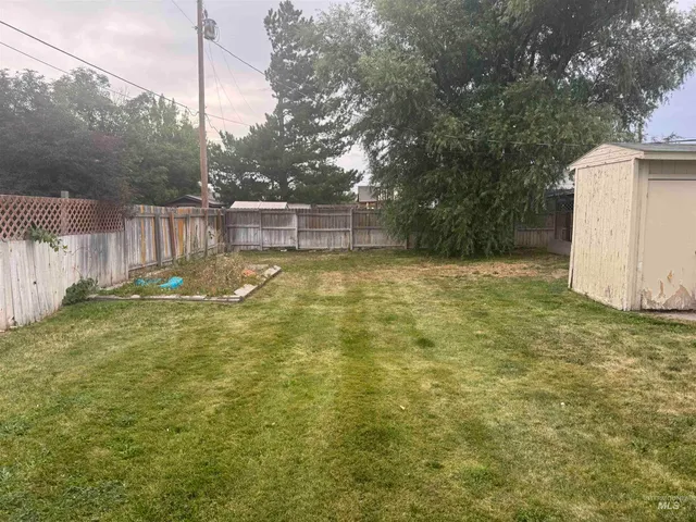 $299,000 | 929 Craven Avenue, Buhl, ID 83316