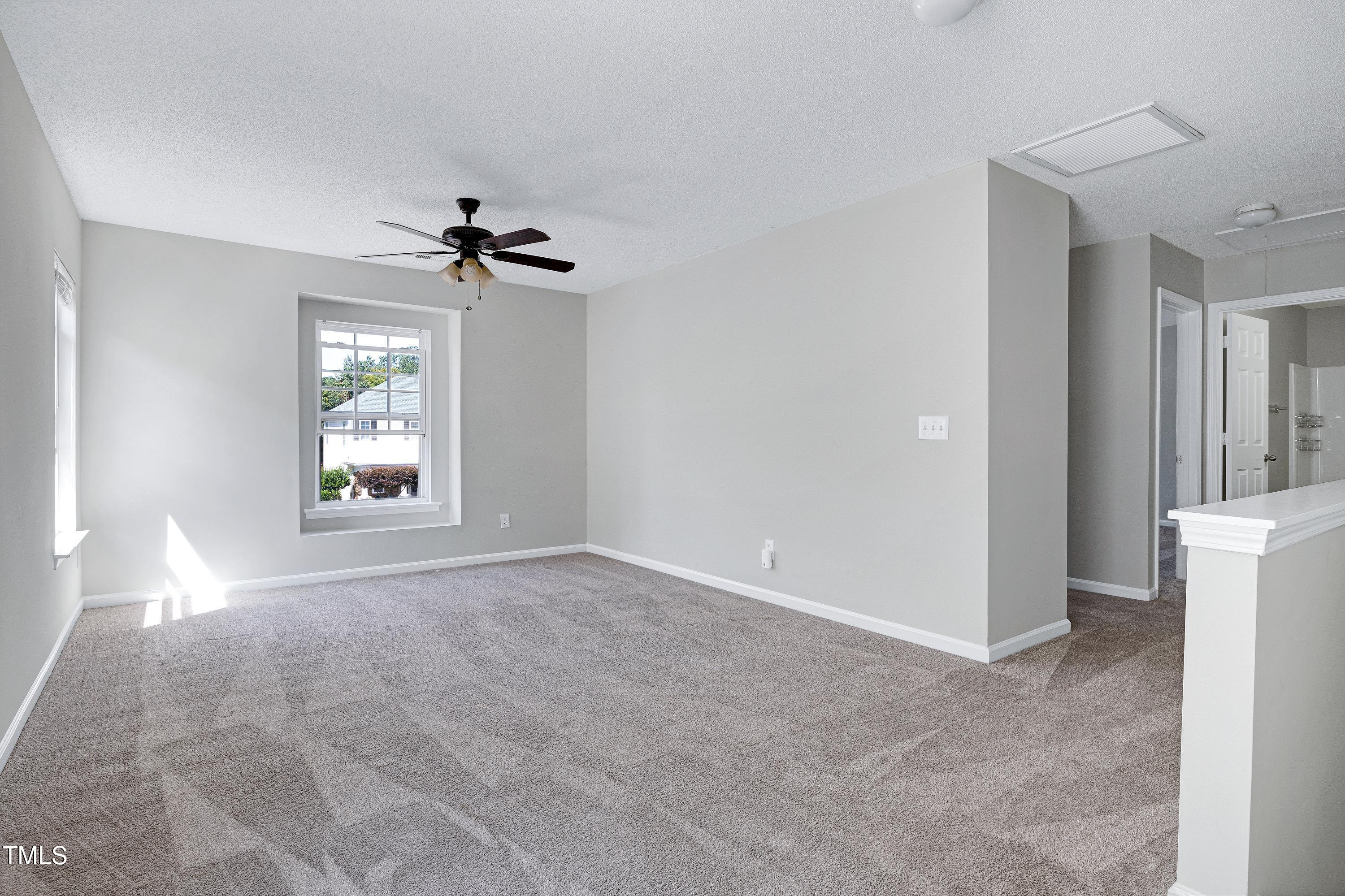 2817 Roundleaf Court Raleigh, NC 27604 - Photo 19 of 37 Scene-23