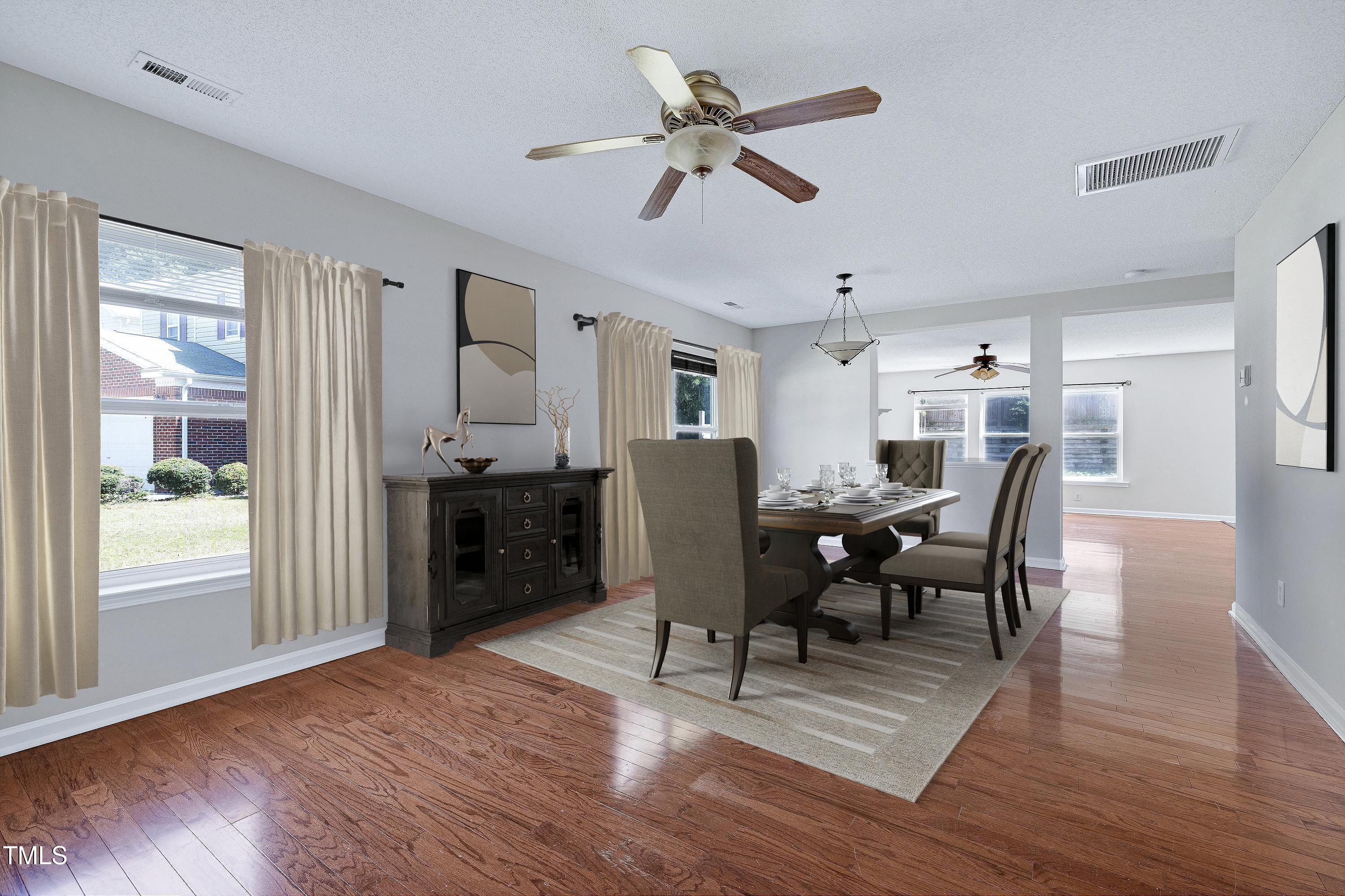 2817 Roundleaf Court Raleigh, NC 27604 - Photo 4 of 37 _B5A6015 Staged-3000