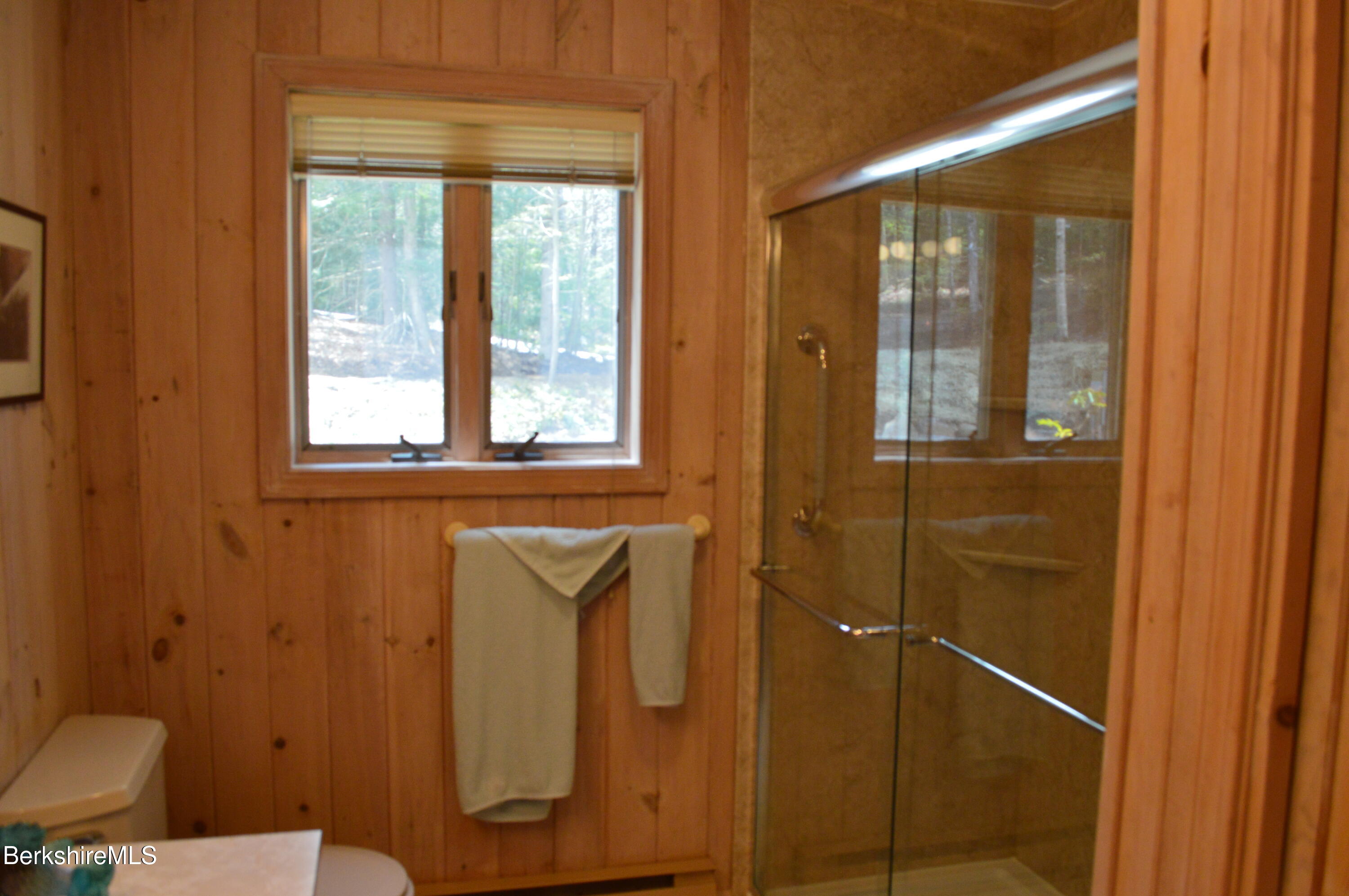 121 Hiawatha Hill Road Becket, MA 01223 - Photo 27 of 48 Full Bath