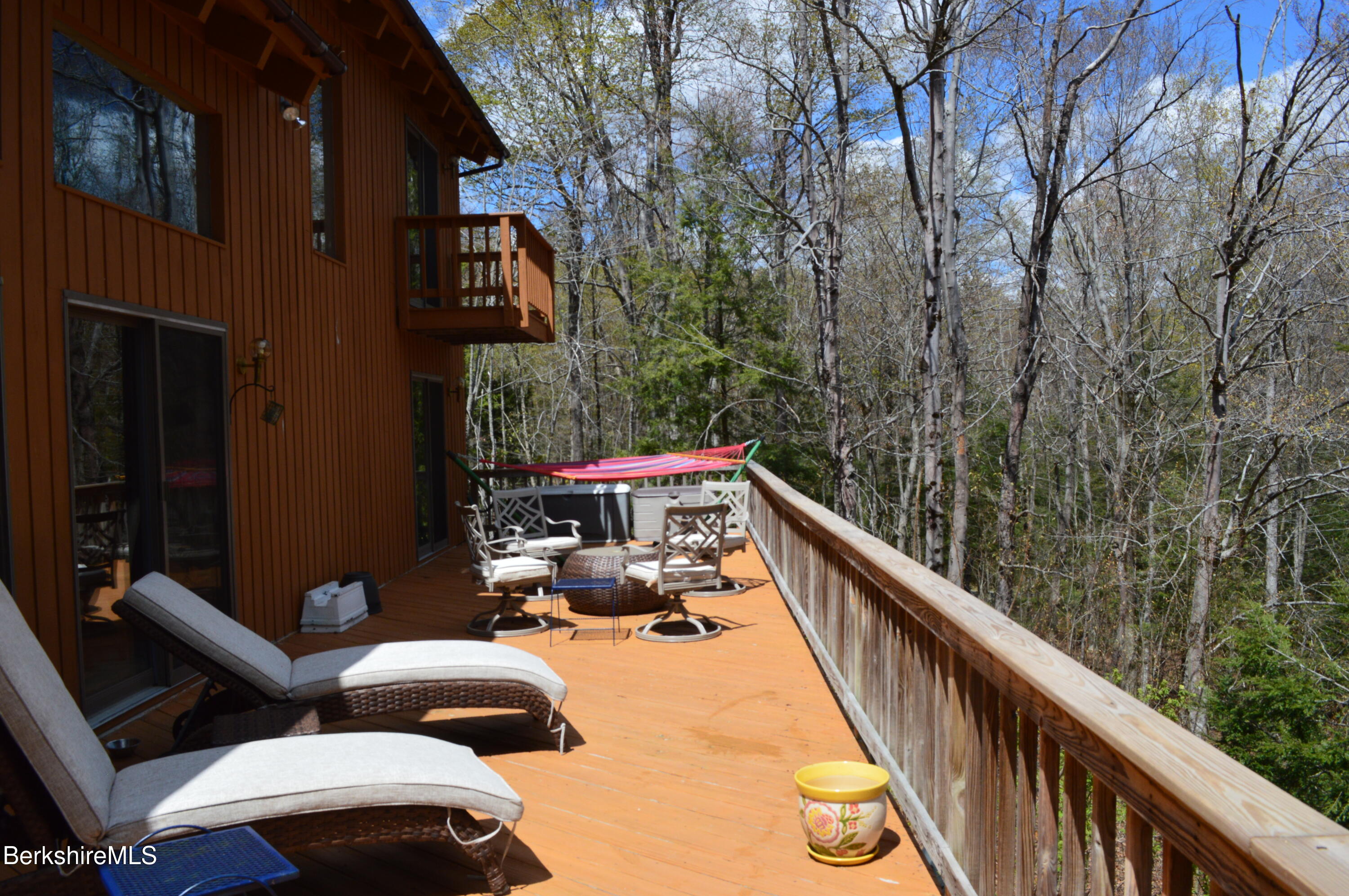 121 Hiawatha Hill Road Becket, MA 01223 - Photo 10 of 48 DSC_0015