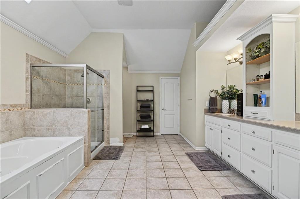 7206 Noland Road Shawnee, KS 66216 - Photo 29 of 68 Gallery Image 29