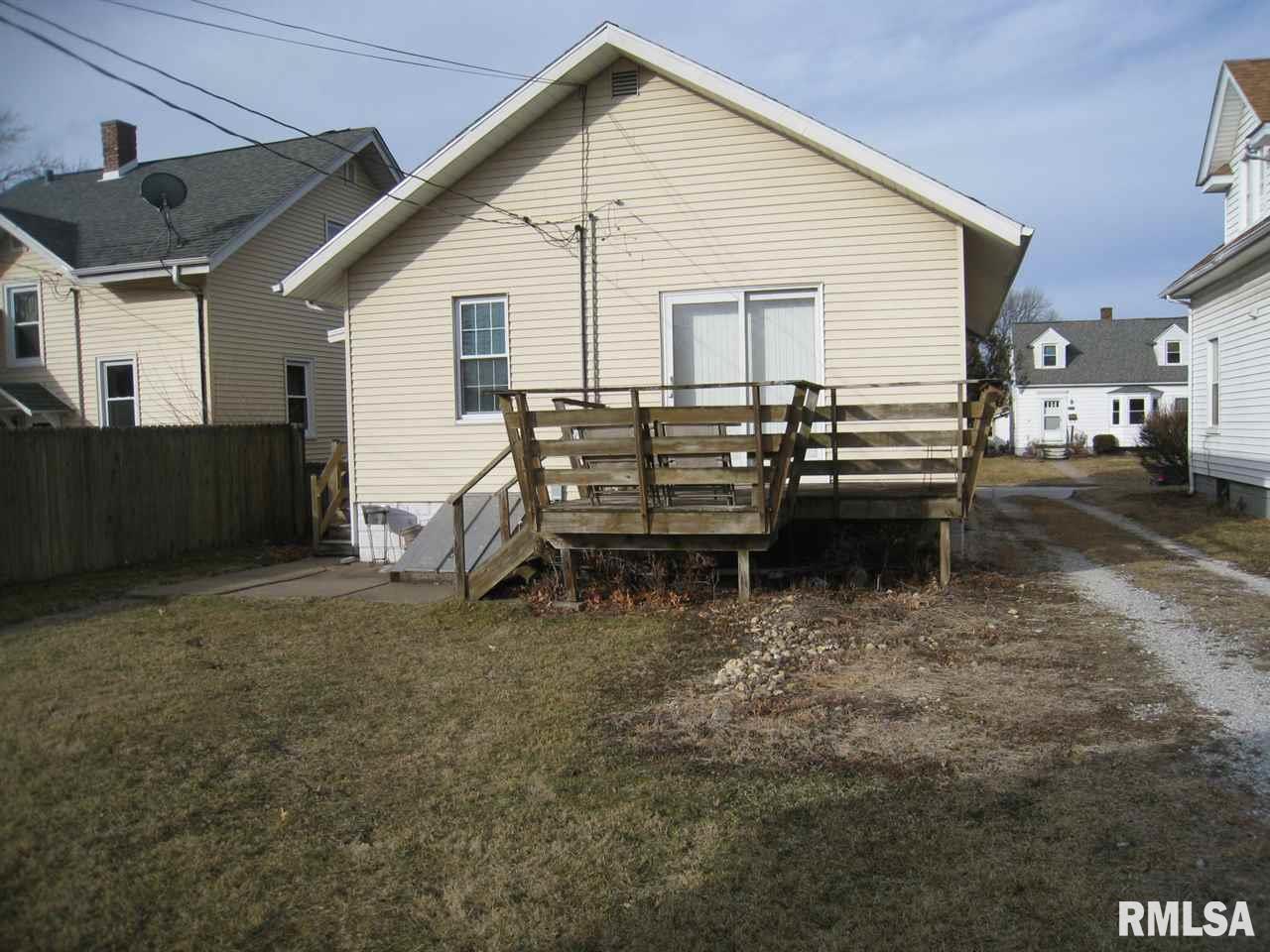 1904 30th Street Moline, IL 61265 - Photo 19 of 21