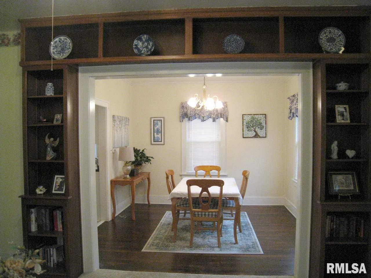 1904 30th Street Moline, IL 61265 - Photo 6 of 21