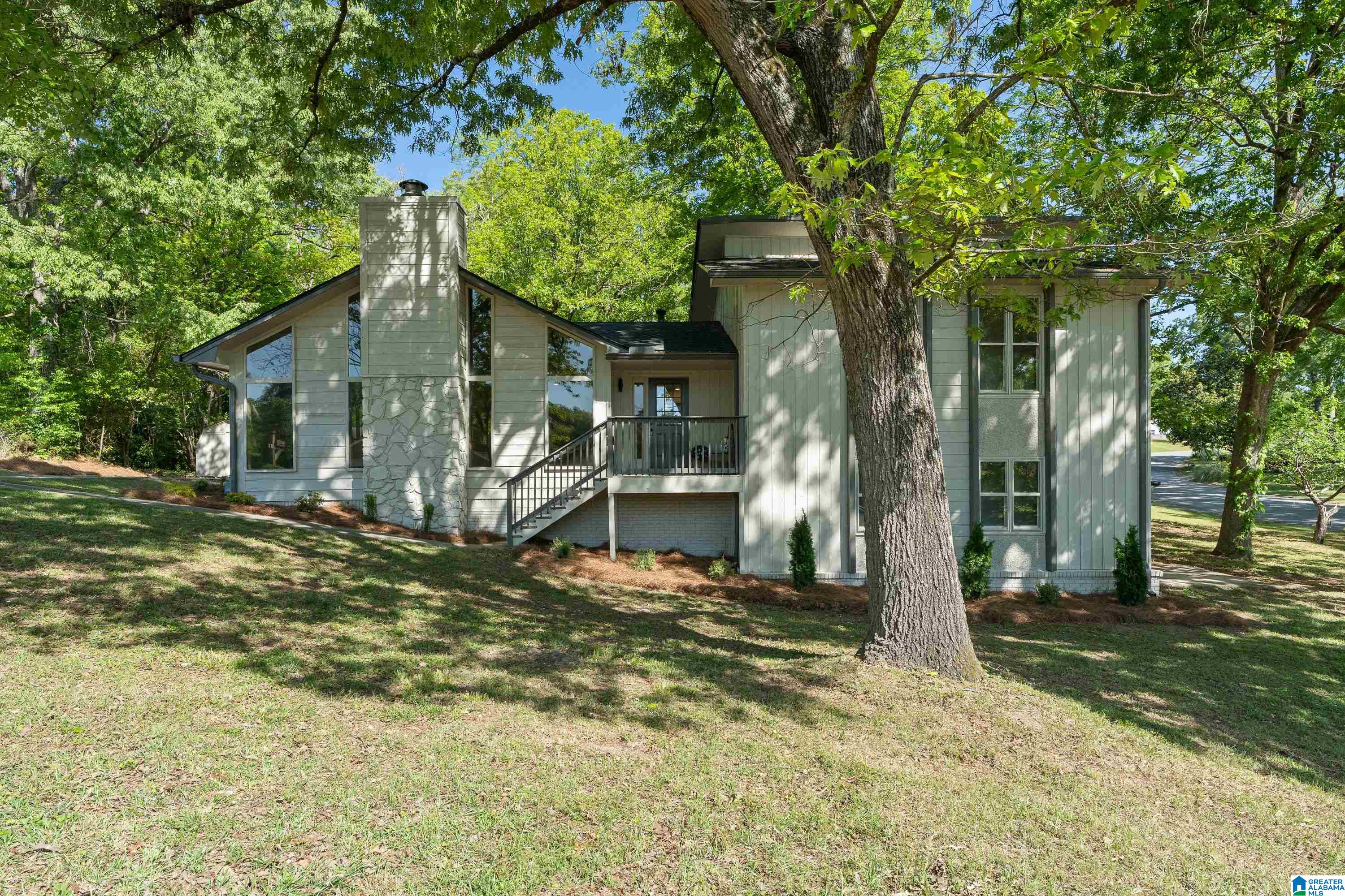 1433 Queen Ann Circle Alabaster, AL 35007 - Photo 5 of 39