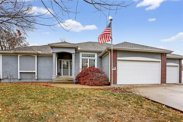 $399,000 | 1008 Cherry Hill Court, Belton, MO 64012