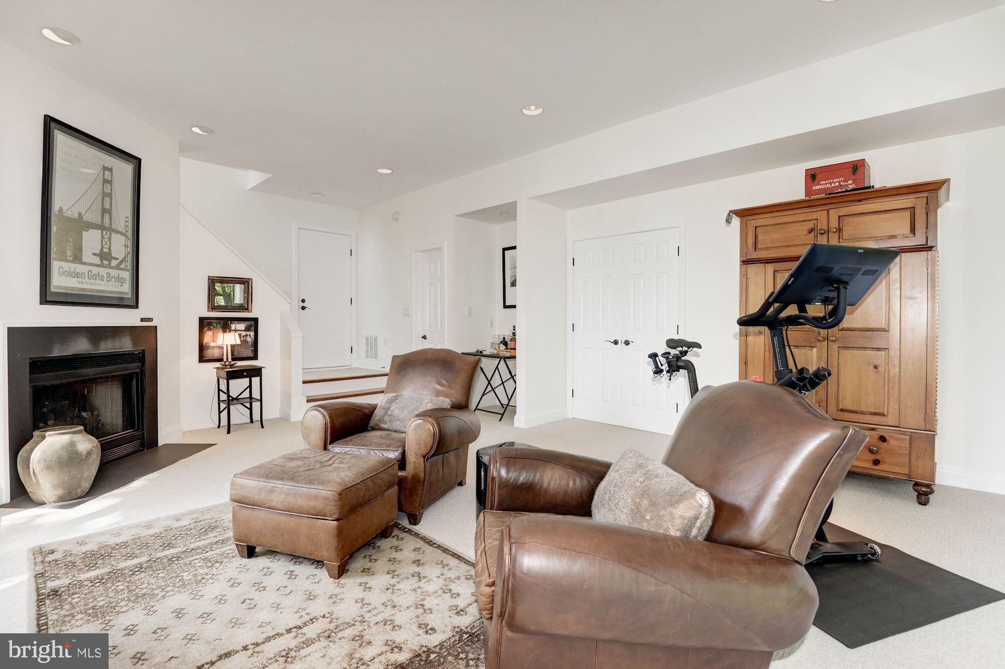 11514 Hemingway Drive Reston, VA 20194 - Photo 36 of 45 Rec Room