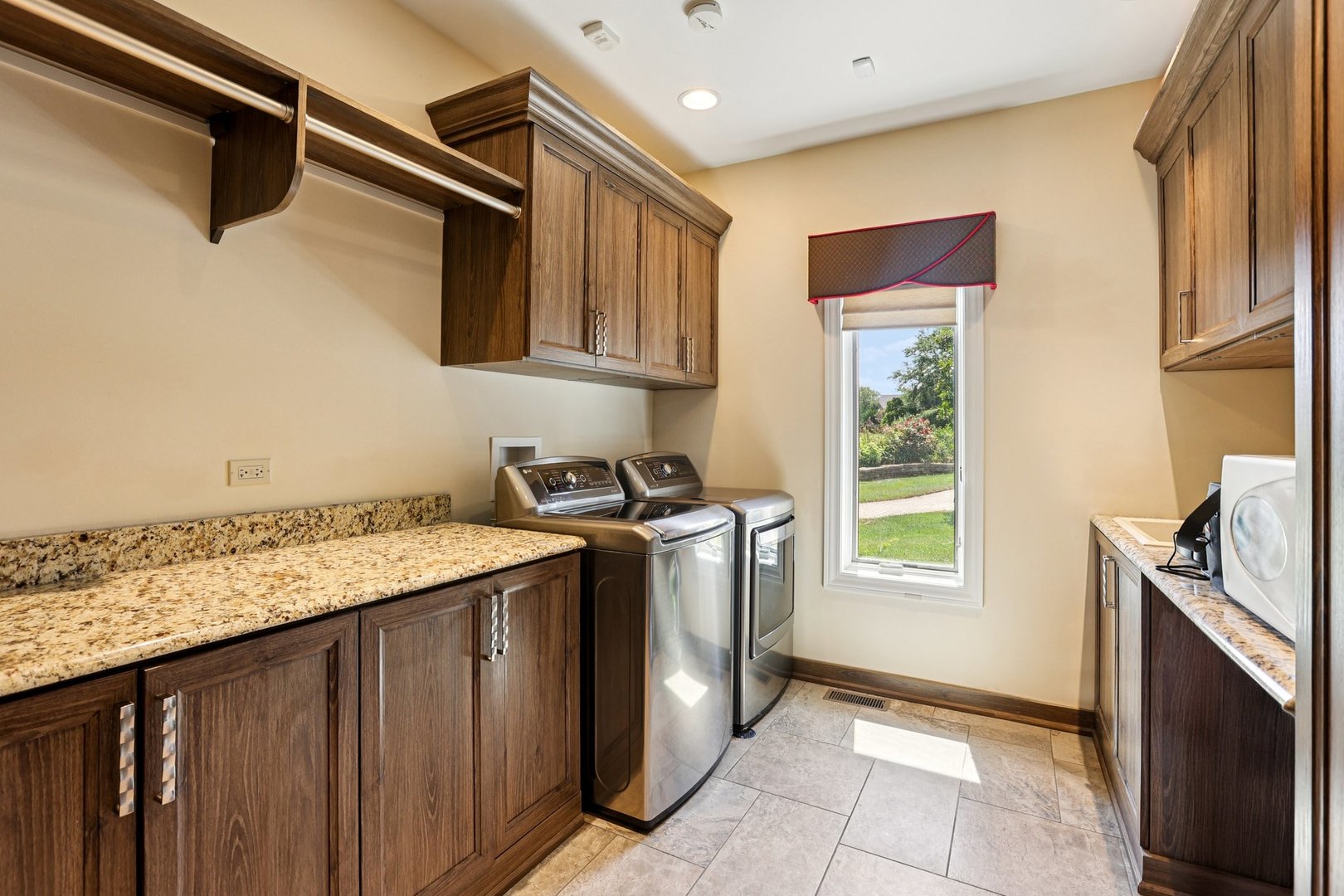 1314 Dunheath Drive Inverness, IL 60010 - Photo 32 of 70