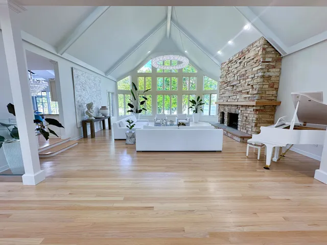 $1,900,000 | 1314 Dunheath Drive, Inverness, IL 60010