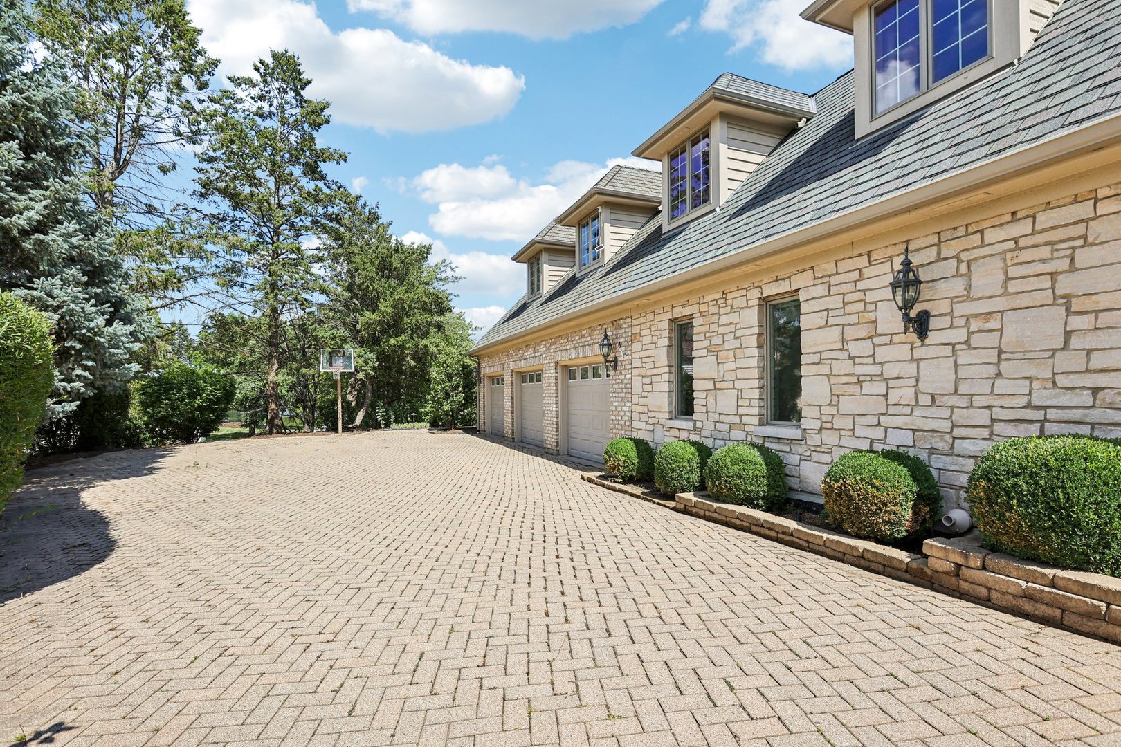 1314 Dunheath Drive Inverness, IL 60010 - Photo 62 of 70