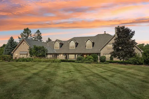 $1,900,000 | 1314 Dunheath Drive, Inverness, IL 60010
