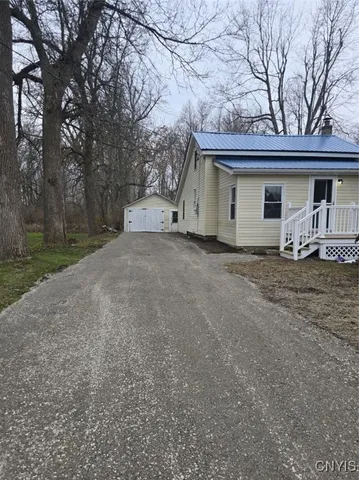 $199,900 | 651 South James Street, Cape Vincent, NY 13618