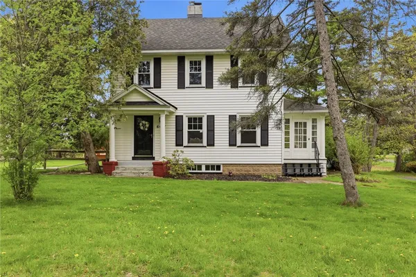 $299,900 | 6441 West Henrietta Road, Henrietta, NY 14586
